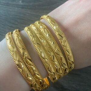 Gold Plated Set of 4 Bangles Brand New‎